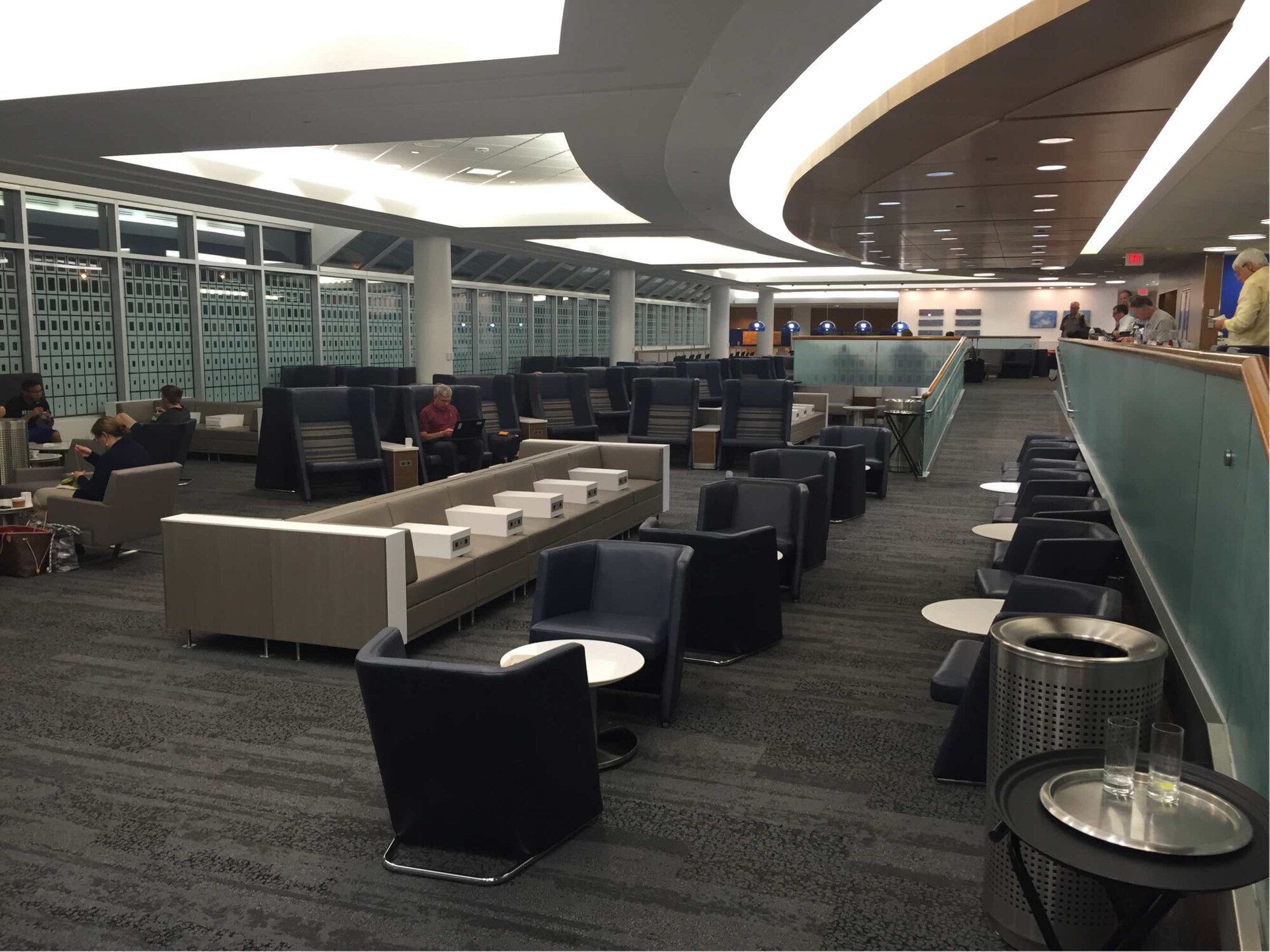#4 of 5 images of Delta Air Lines Delta Sky Club