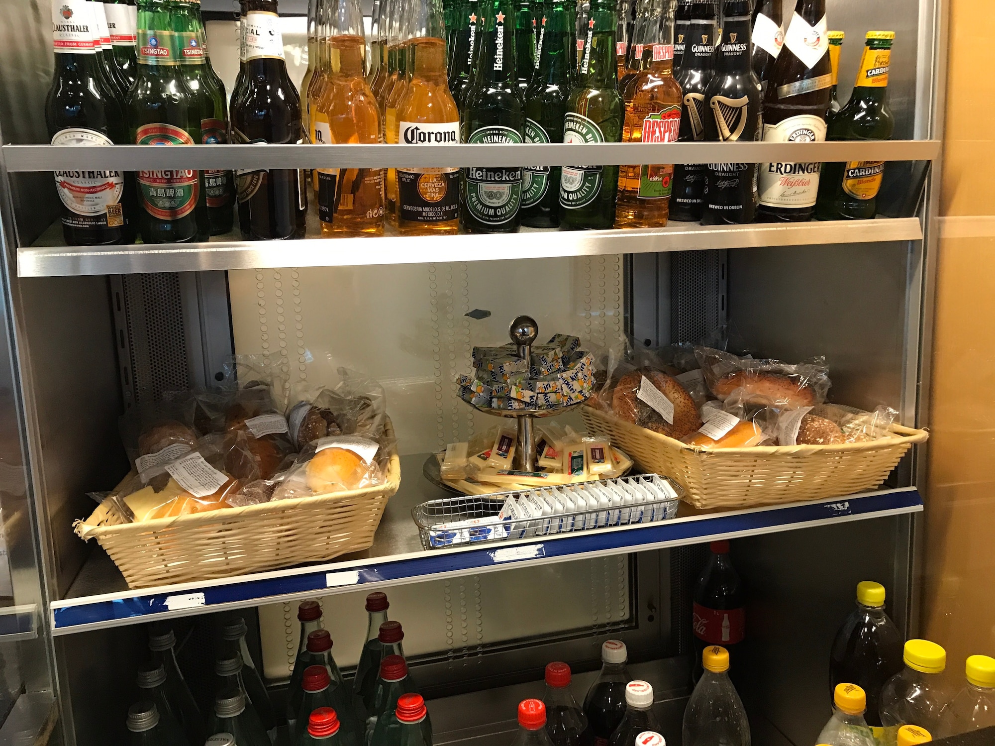 #3 of 5 images of Swissport Horizon Lounge