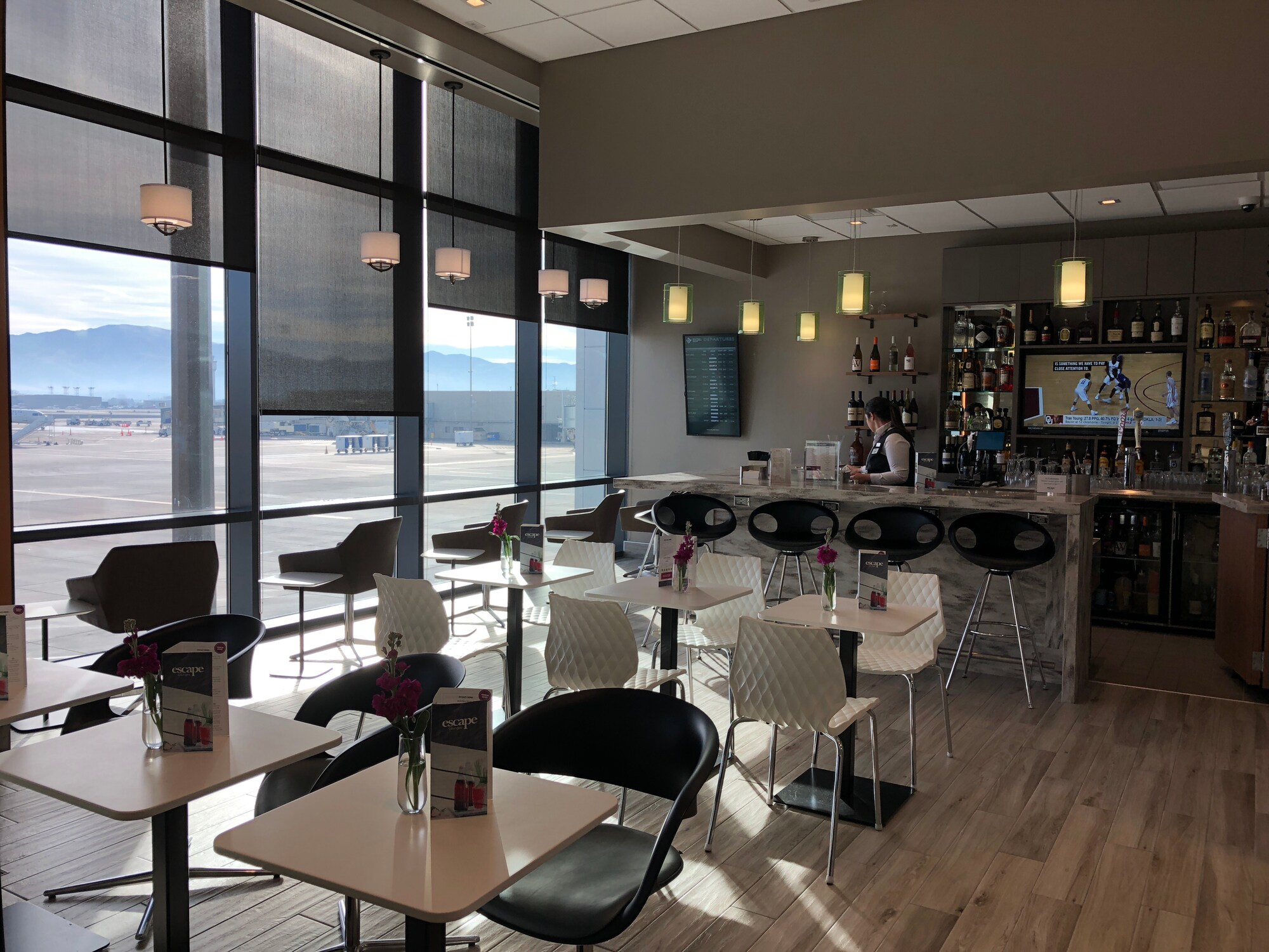 #1 of 5 images of Escape Lounge- The Centurion® Studio Partner
