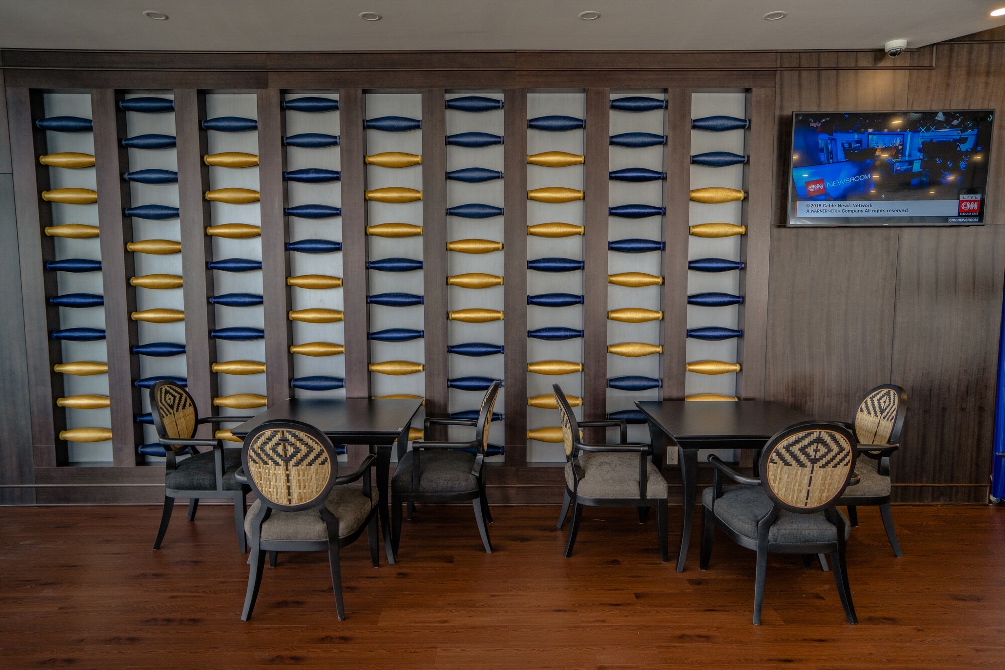 #3 of 5 images of Song Hong Premium Lounge