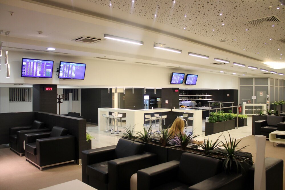 #1 of 5 images of Business Club