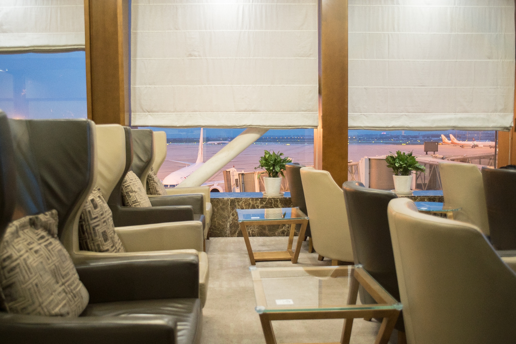 #3 of 5 images of Air China Lounge (Gate 117)