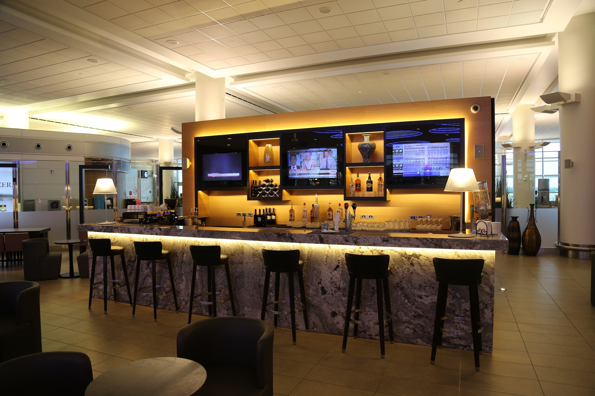 #2 of 5 images of Plaza Premium Lounge (Temporarily Closed)