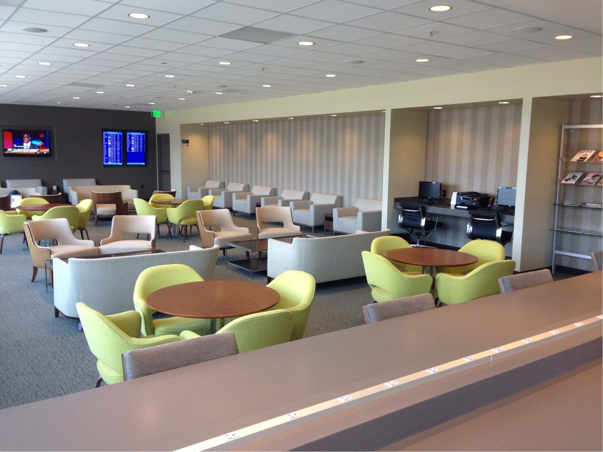 #1 of 5 images of The Club SJC (Gate A15) (Temporarily Closed)