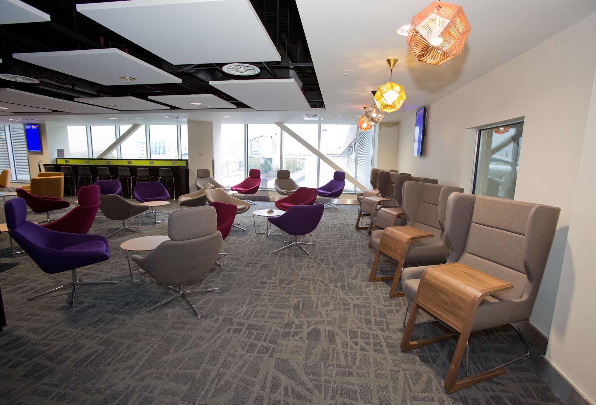 #5 of 5 images of Escape Lounge