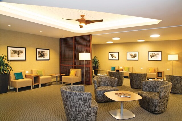 Lounge thumbnail 2