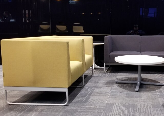 Lounge thumbnail 3