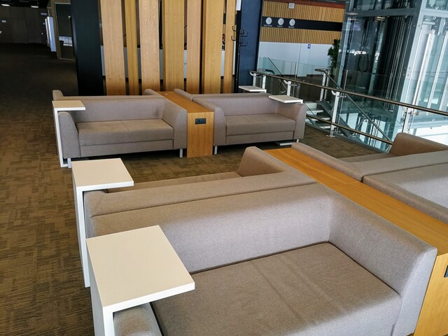 Lounge thumbnail 1