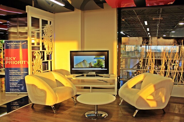 Lounge thumbnail 1