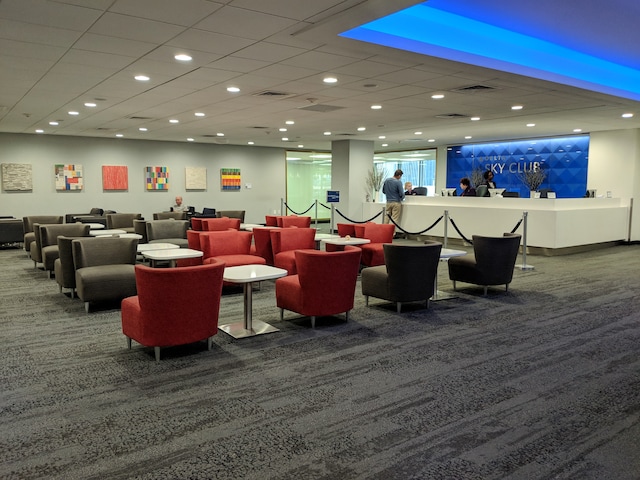 Lounge thumbnail 1