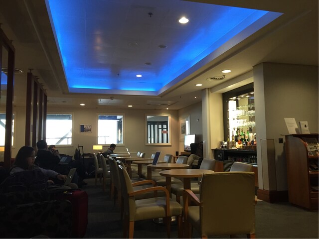 Lounge thumbnail 3