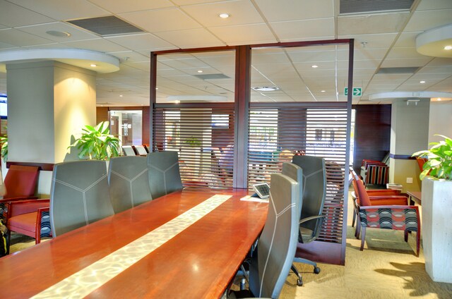 Lounge thumbnail 2
