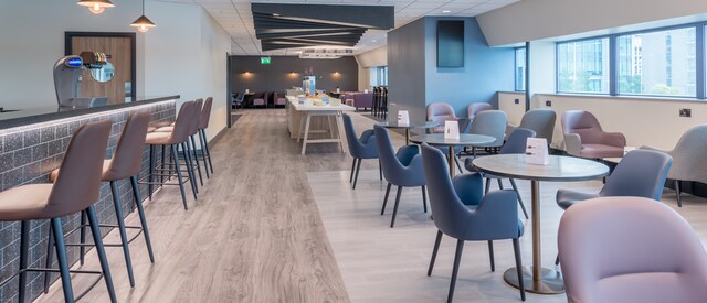 Lounge thumbnail 1