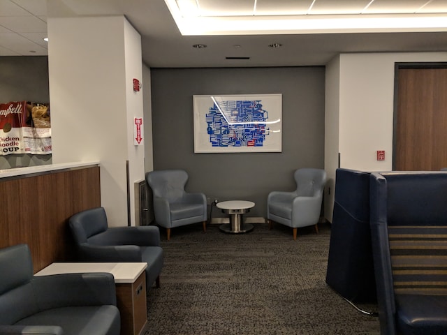 Lounge thumbnail 2