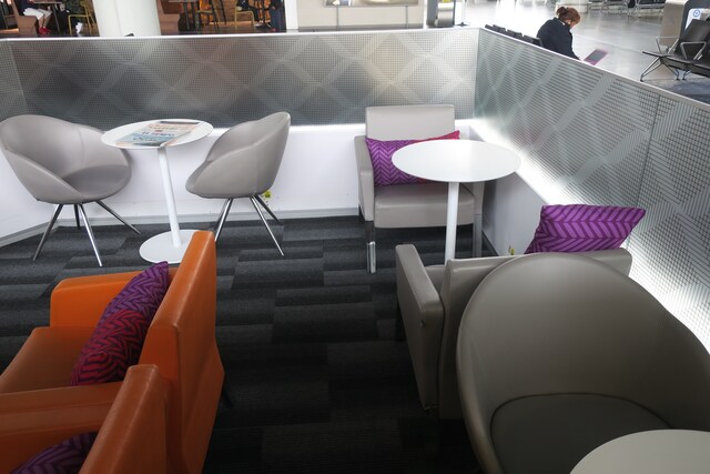 Lounge thumbnail 1