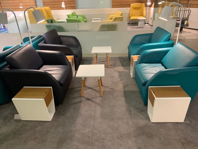 Lounge thumbnail 3