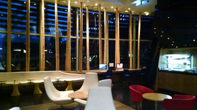 Lounge thumbnail 3