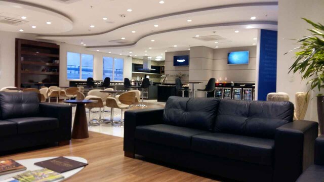Lounge thumbnail 3