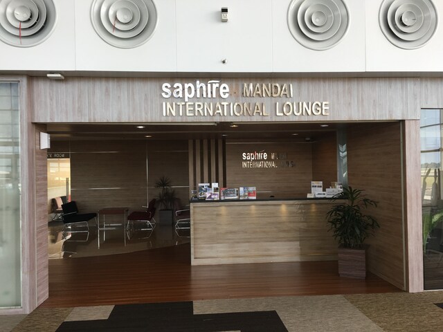 Lounge thumbnail 5