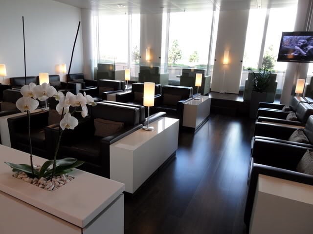 Lounge thumbnail 5