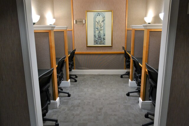 Lounge thumbnail 4