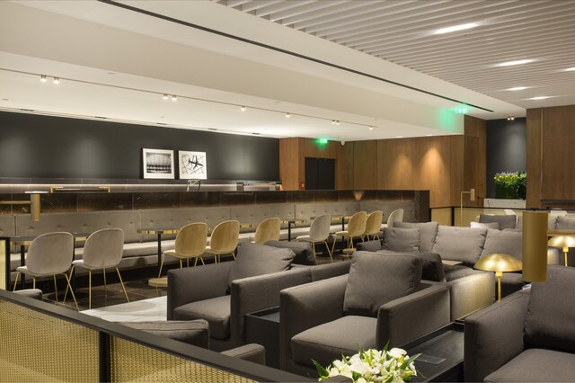 Lounge thumbnail 3