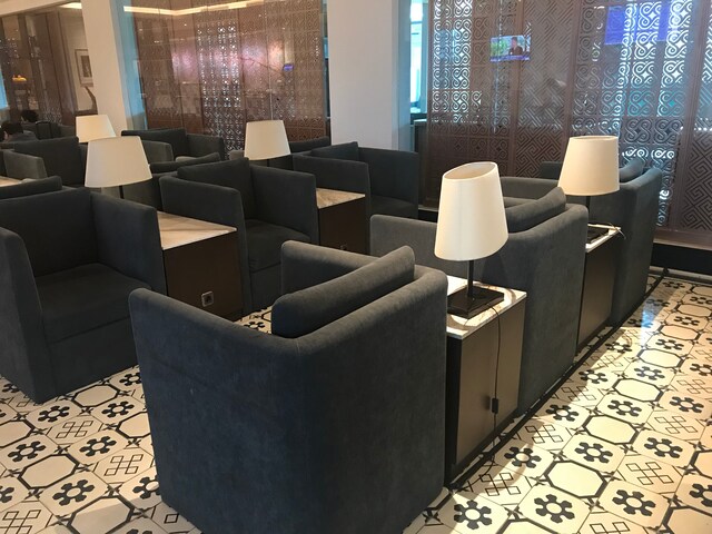 Lounge thumbnail 1
